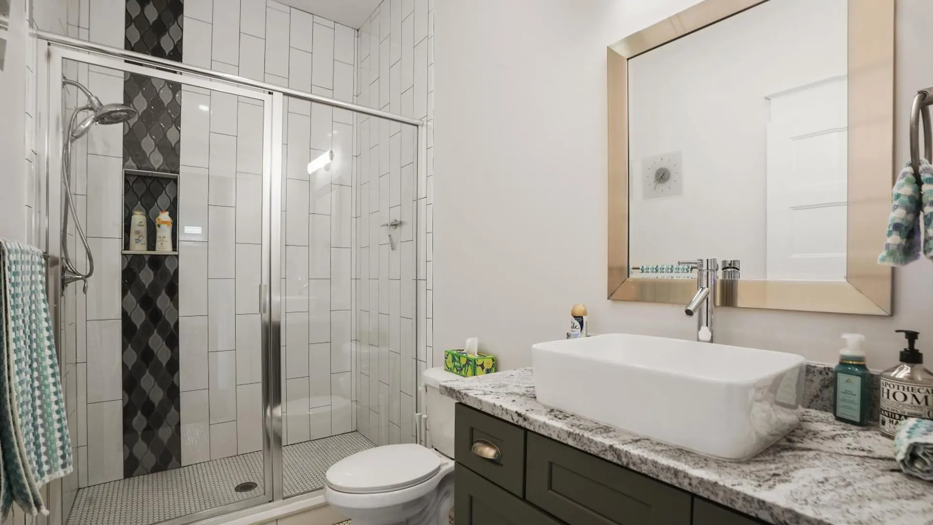 הוילה טאמפה Modern Poolside Retreat & Cozy Escape ארצות הברית